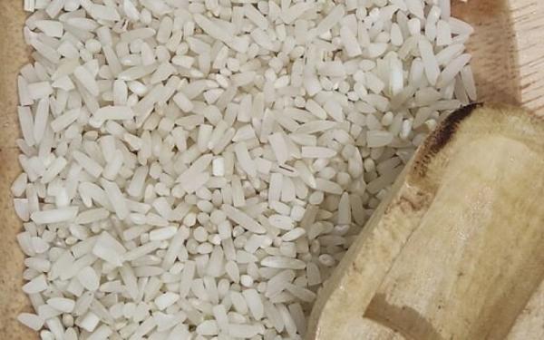 خرید برنج محلی کامفیروز